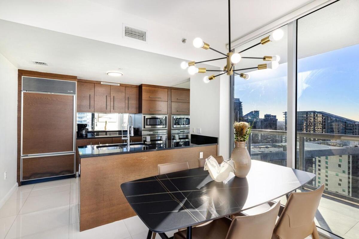 Sky High Penthouse Corner 2br 2ba Icon Brickell Appartement *